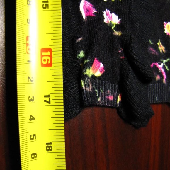 Philosophy Black Floral Sweater Ruffle Sleeve Detail Sz Small - Picture 10 of 12